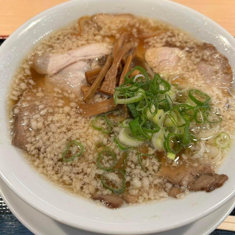 背脂中華そば(濃厚中華そば 餃子 丸福 豊橋向山本店)