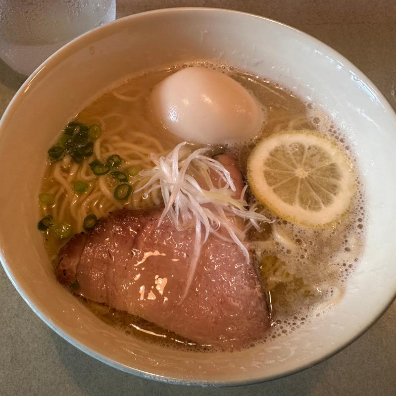 ホタテ塩ラーメン味玉付き(出汁そば なおや)