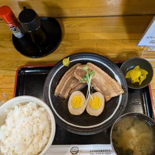 角煮定食(めしや)