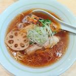 鶏正油ラーメン(小さな野はらの木の下で)