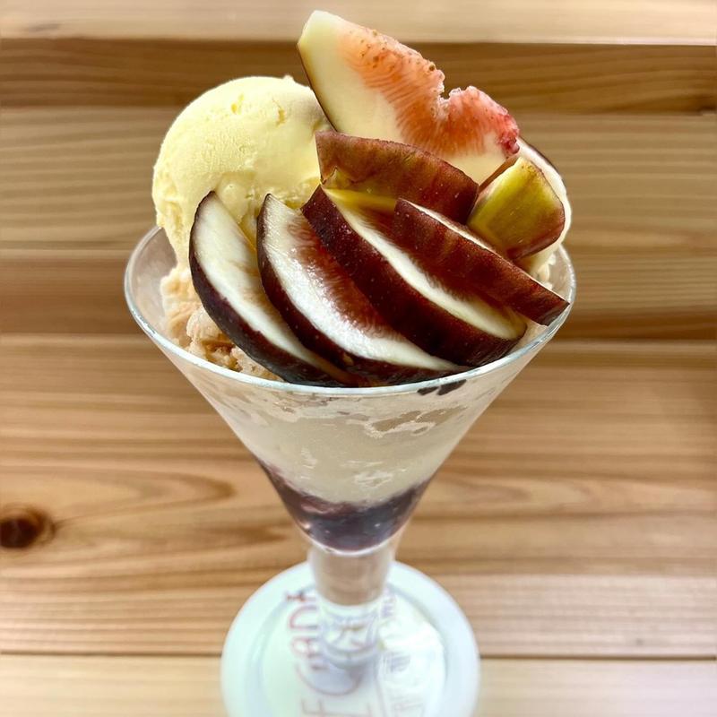 イチジクのパフェ(LEGARE)