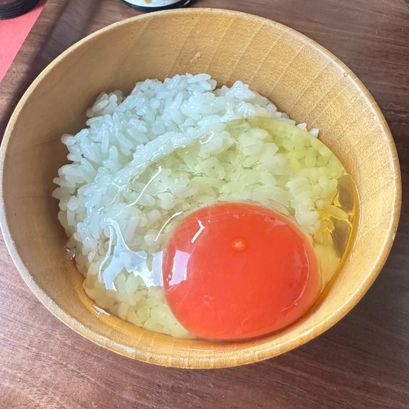 たまごかけごはん(麺ダイニングたかなわ)