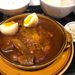 牛タンハンバーグシチュー定食