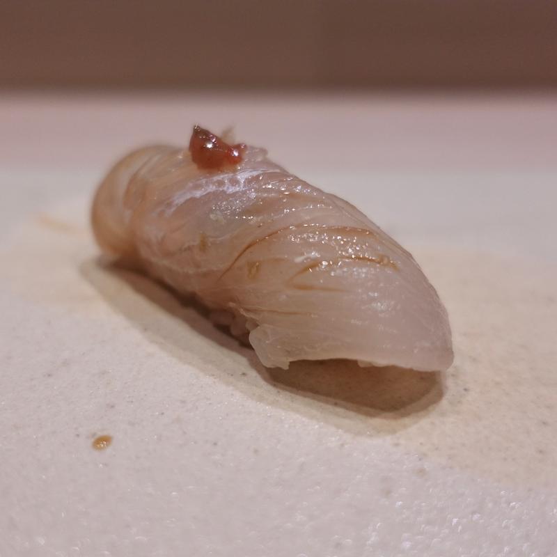 ひらめ(鮨なかむら)