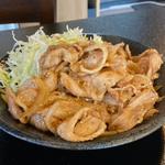 豚しょうが焼き定食(居酒屋 六べぇ)