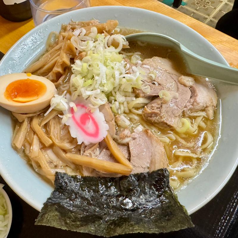 手打ちチャーシュー中華そば＋味玉(中華そば 香十)