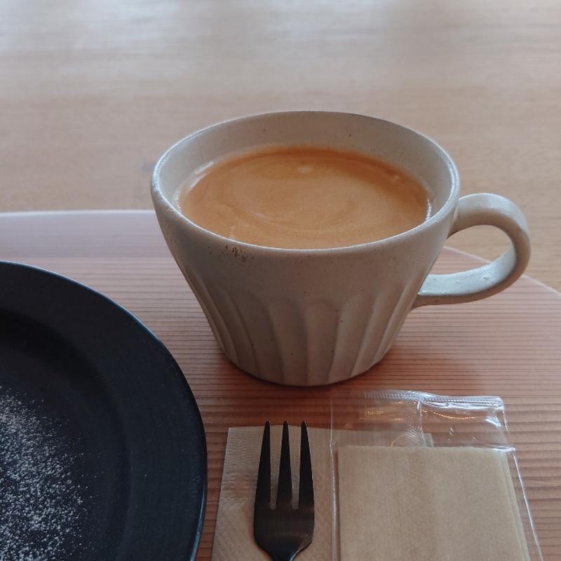 カフェラテ(ちいさなカフェ 月と花と)