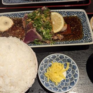 カツオのたたき(魚家和味 大場)