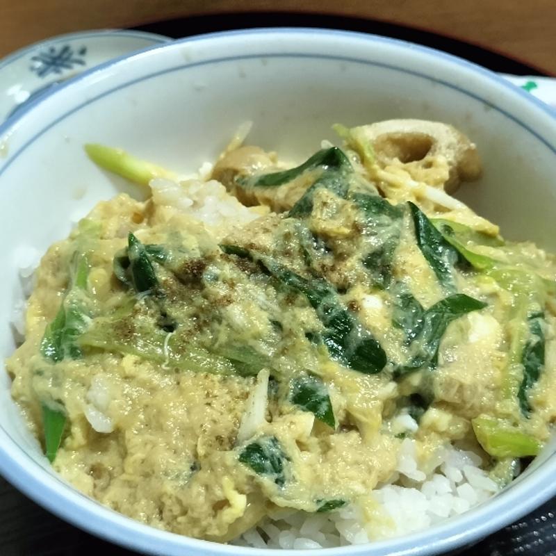 衣笠丼(お食事処 高嶋 （おしょくじどころ たかしま）)