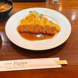 今日のランチー三重県産豚ロースカツレツ パスタ添え(洋食屋 ふじ家)