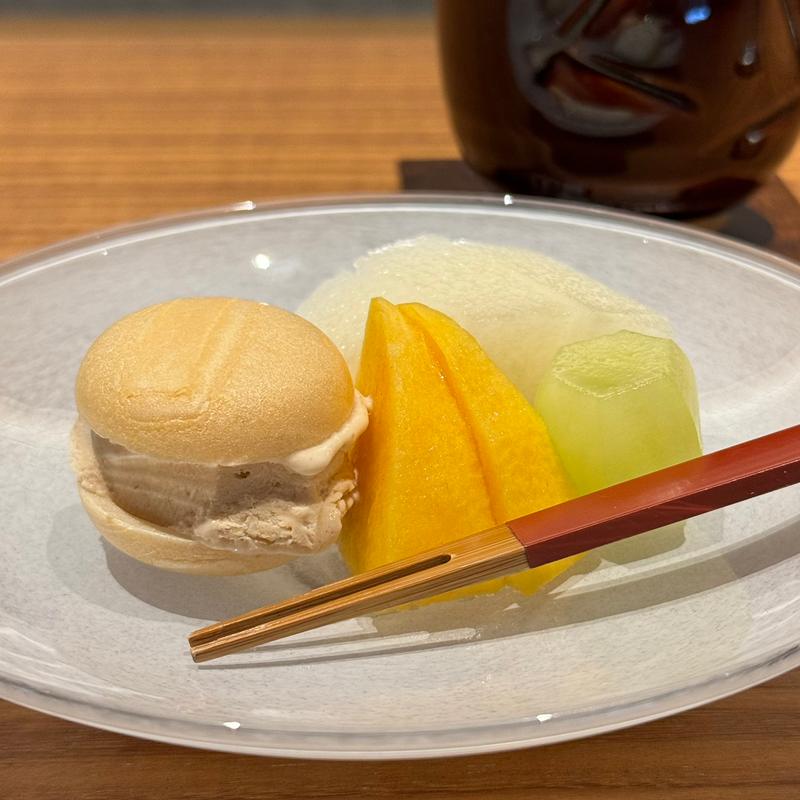 自家製栗アイスの最中、梨、シャインマスカット、柿(好日)