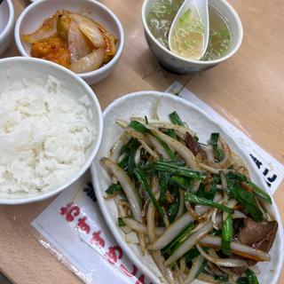 ニラレバ定食(三陽 （さんよう）)