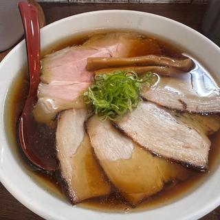 醤油煮干チャーシュー麺(中華そば　カリフォルニア)