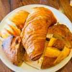 ランチセット(パンの盛り合わせ)(メゾンカイザー 幕張店)