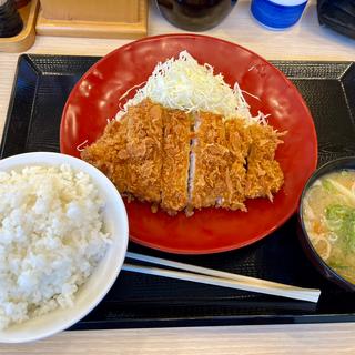 ロースカツ定食(かつや　福岡野多目店)