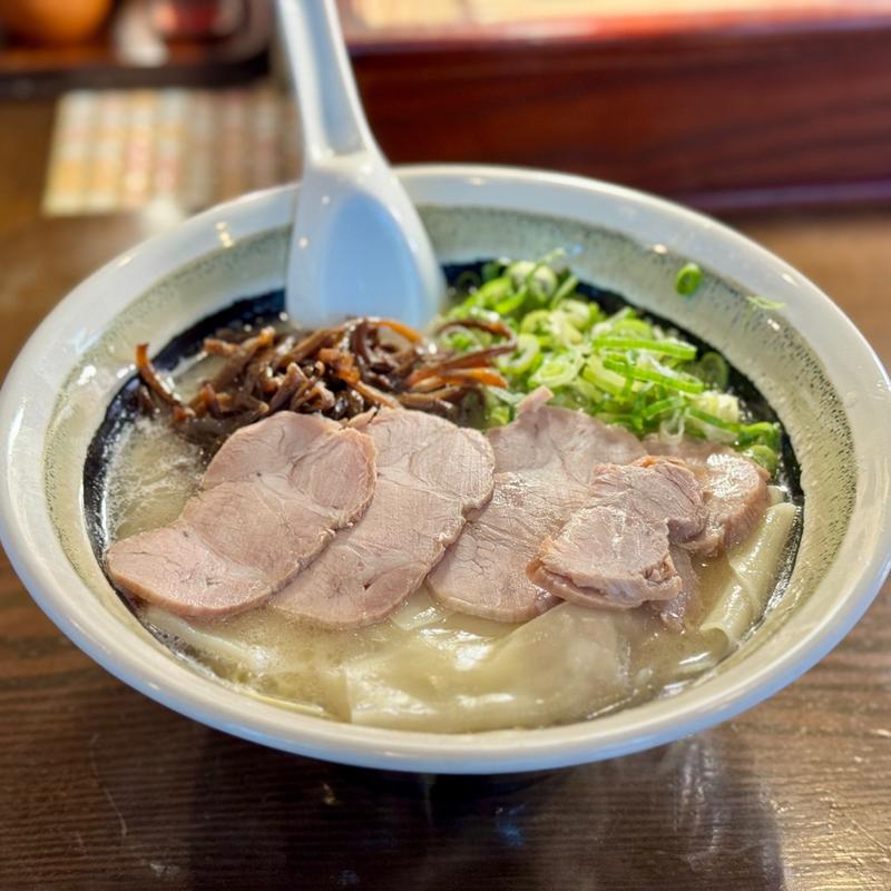 大判ワンタン麺(しばらく 日本橋店 )