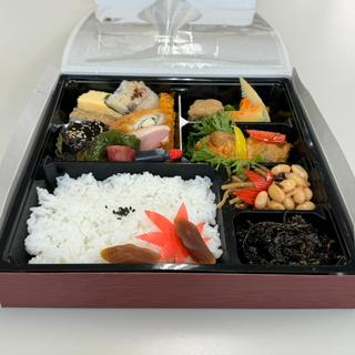 おもむき弁当(八百彦本店 )