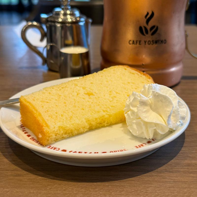 シフォンケーキ(カフェヨシノ 中島店)
