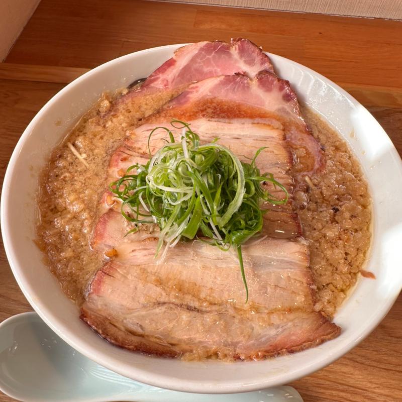 背脂醬油ラーメン　チャーシューTP脂増し(つけ蕎麦 津桜)
