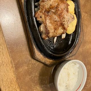 炭焼きチキンステーキブロンコセット(ステーキハウス ブロンコビリー豊橋北山店)