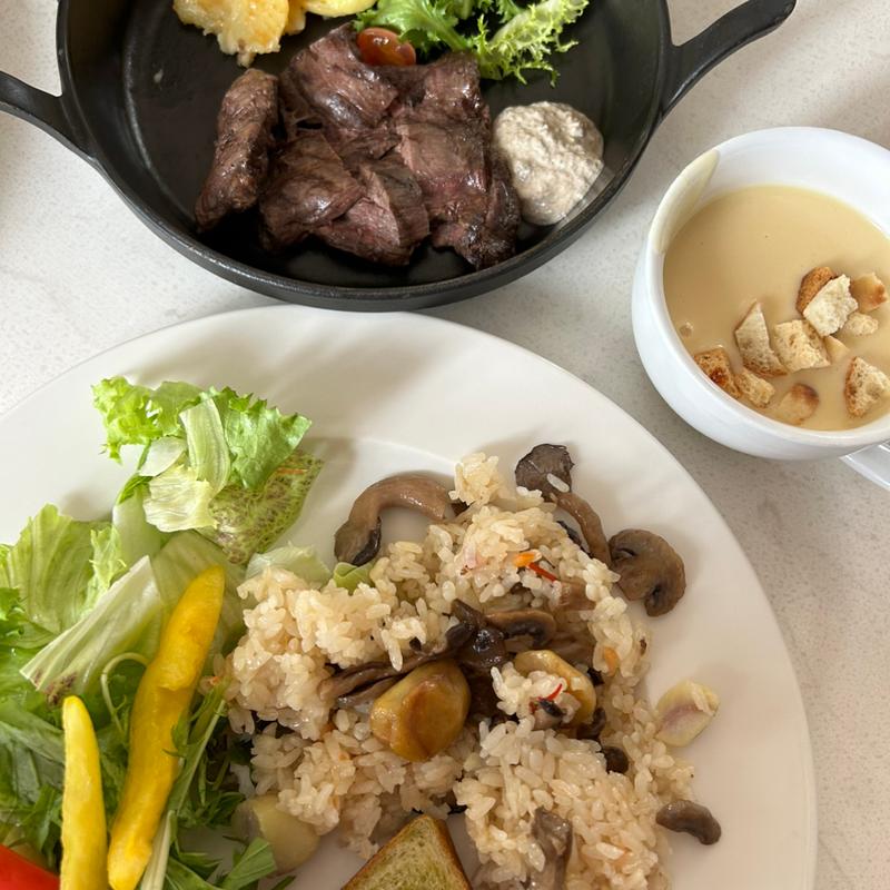 ランチブッフェ(フォレストキッチン ウィズ アウトドア リビング FOREST KITCHEN with Outdoor Living)