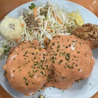 コロッケ&メンチカツ定食(大衆食堂スタンドそのだ 下北沢店
)