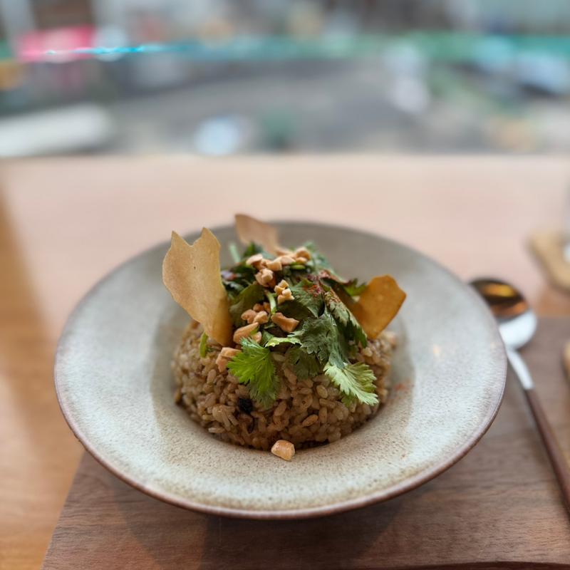  海老と霜降り平茸の炒グリーンカレーライス(CAFE FLIGHT LOUNGE)