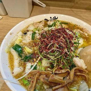 モツ辛レーラ(麺屋 丈六)