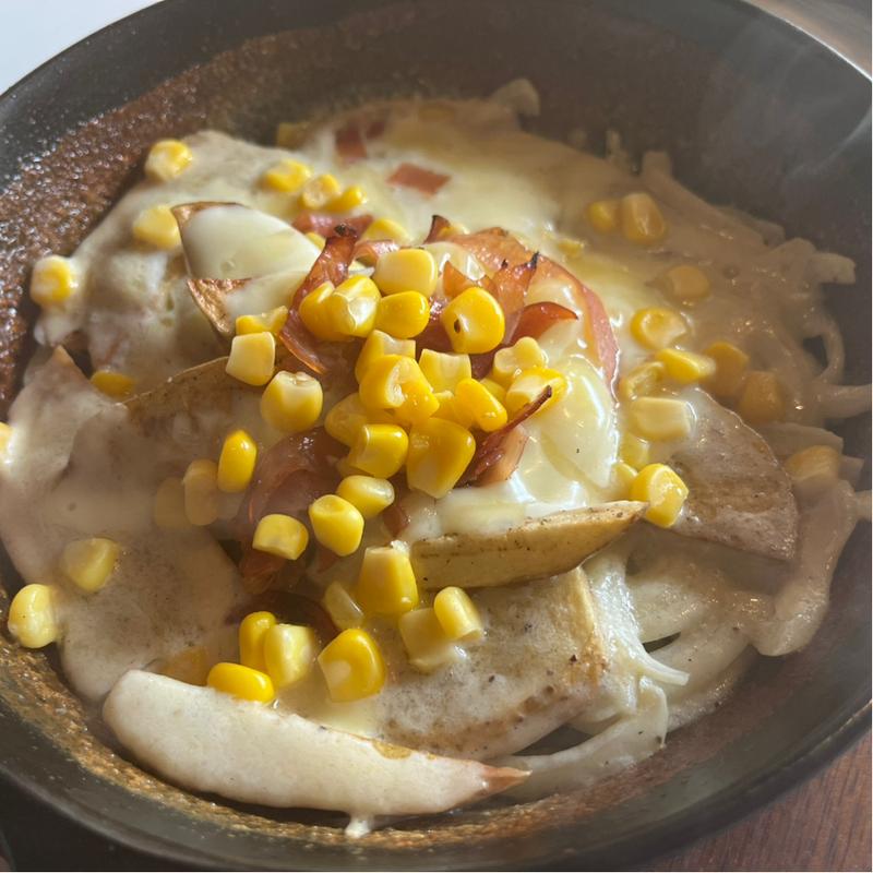 ポテトのいなかチーズ焼き(居食家あかれんが )