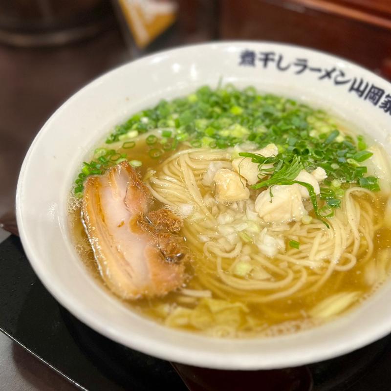 ふぐ出汁と煮干しの塩ラーメン(煮干しラーメン山岡家 狸小路4丁目店)
