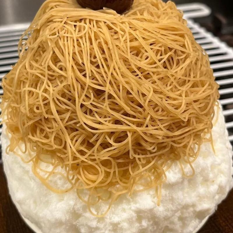 和栗モンブラン(ハーフ)(かき氷 葡萄屋)