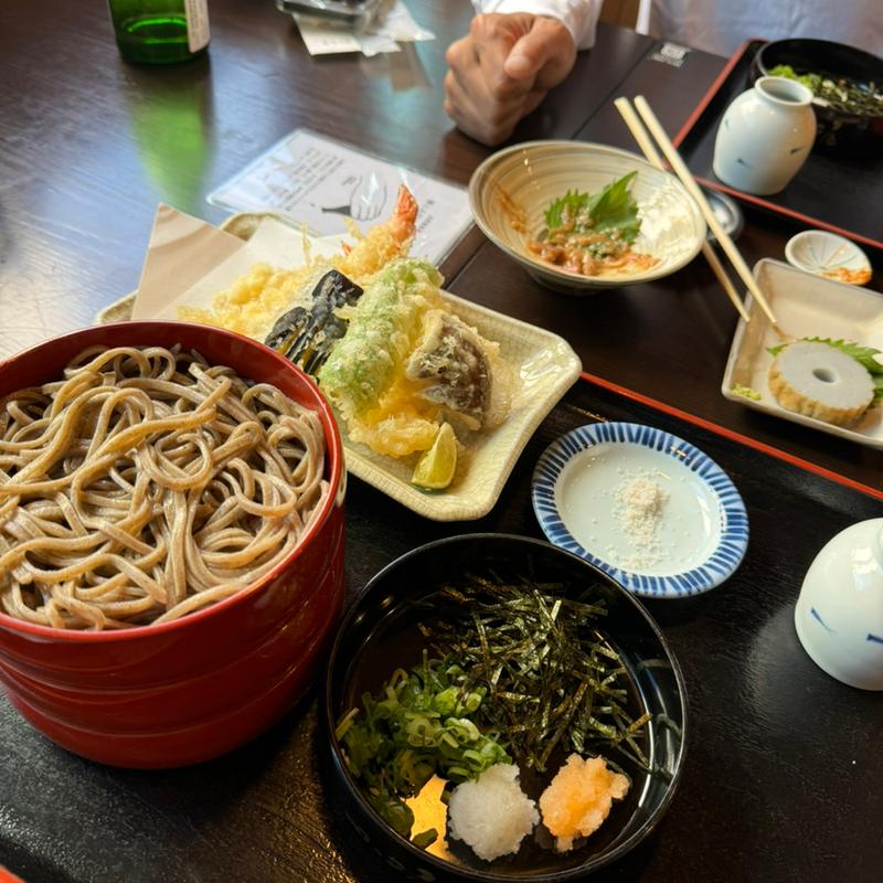 天ぷら割子3段(そば処 田中屋)