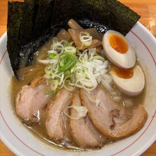 豚骨魚介醤油 全部のせ(横浜らーめん 一品家 )