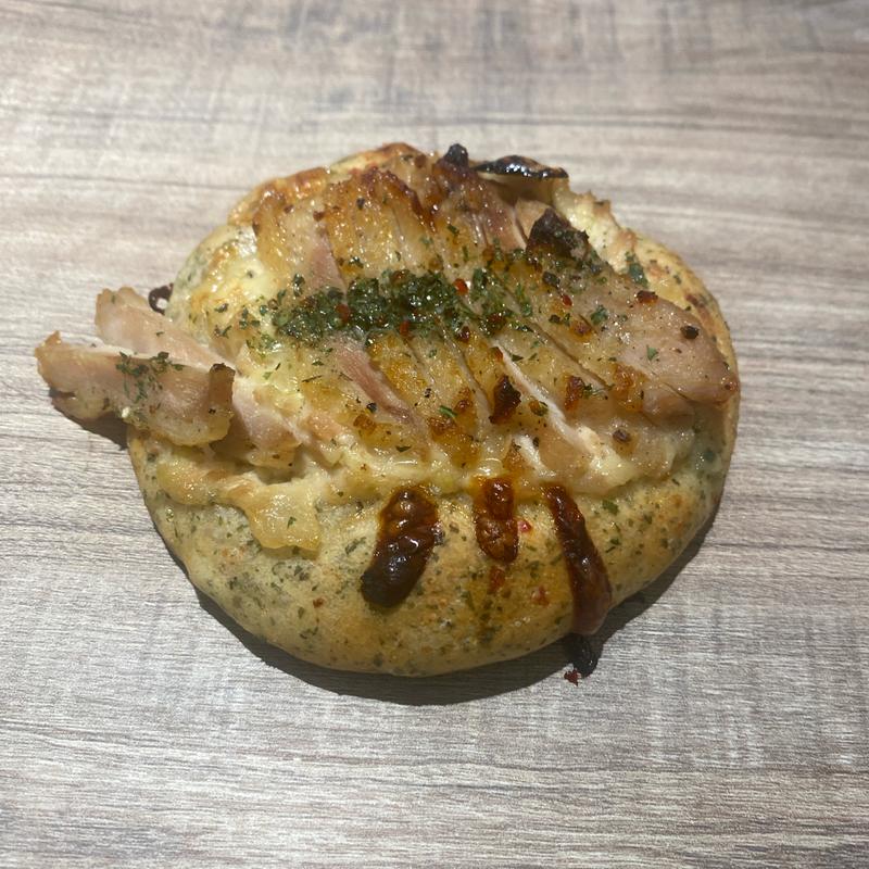 柚子胡椒チキンのフォカッチャ(バゲットラビット アスナル金山店)