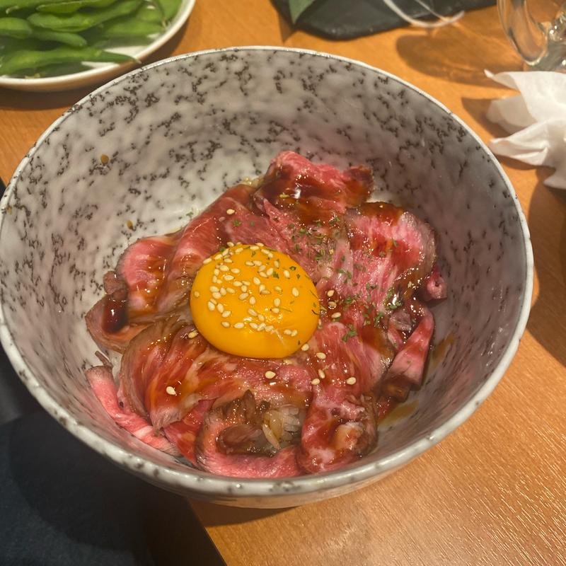 牛もも丼(越後庵 牡丹 -名駅本店-)