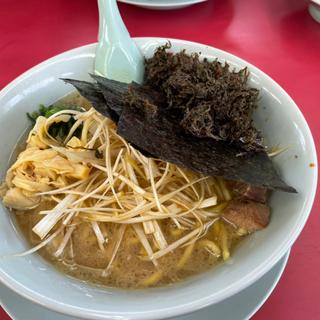 醤油とんこつネギラーメン