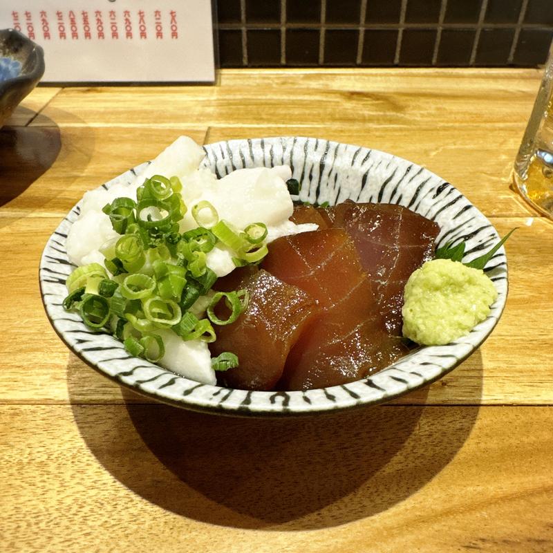 漬けマグロと山芋(Akichi)