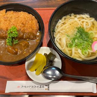 とびうめ豚のとんかつカレー丼セット(手延べうどん きねや)