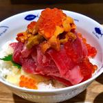 やま幸鮪とうにいくら贅沢かけ丼(海玄)