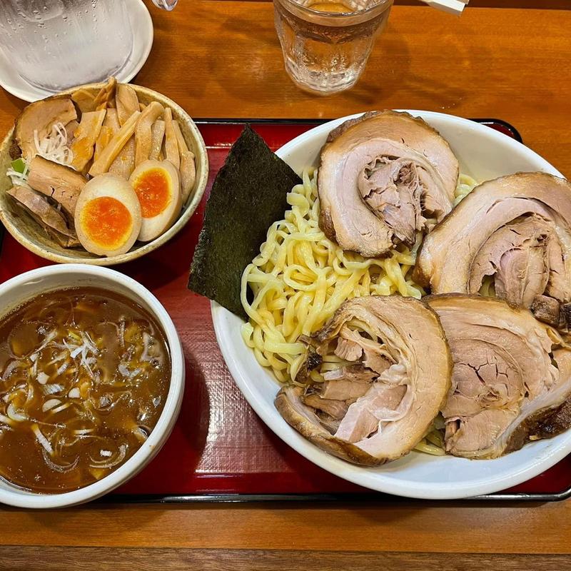 つけ麺 中盛 チャーシュートッピング(めん 和正)