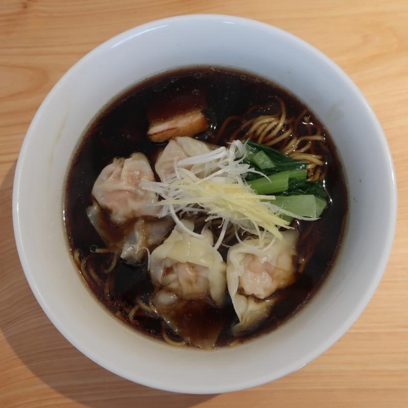 醤油ワンタンメン(さくら食堂)