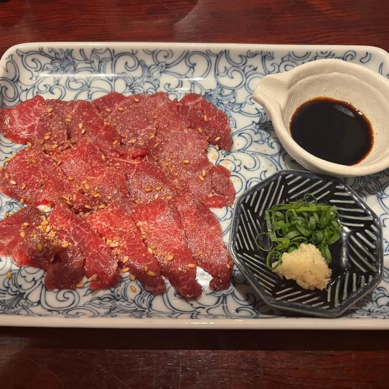 霜降り馬刺し(芦屋たのしや)