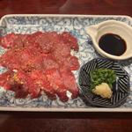 霜降り馬刺し(芦屋たのしや)