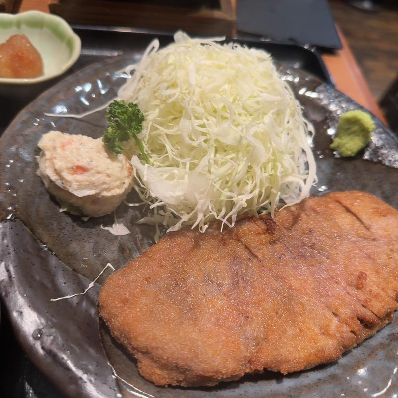 牛かつ麦飯定食(とろろ付き)(牛かつ いろは)
