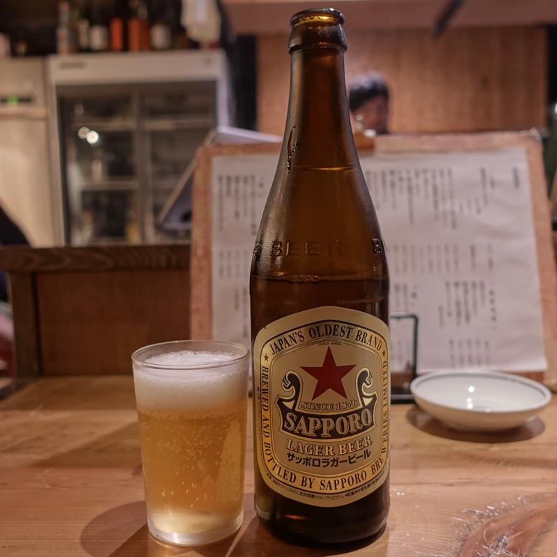 サッポロ赤星 中瓶(めしや ヒロキ倶楽部 新宿)