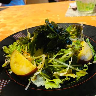 ランチサラダ(中国料理 杏仁香 （チュウゴクリョウリ アンニンシャン）)