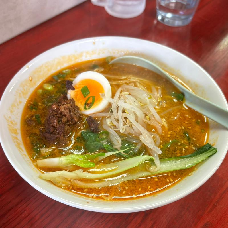 担々麺（担々麺炒飯セット）(中華料理 アスター )