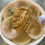 らーめん 大盛 焼豚多し(味楽)
