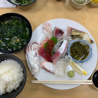 刺身定食(活魚料理 びんび家)