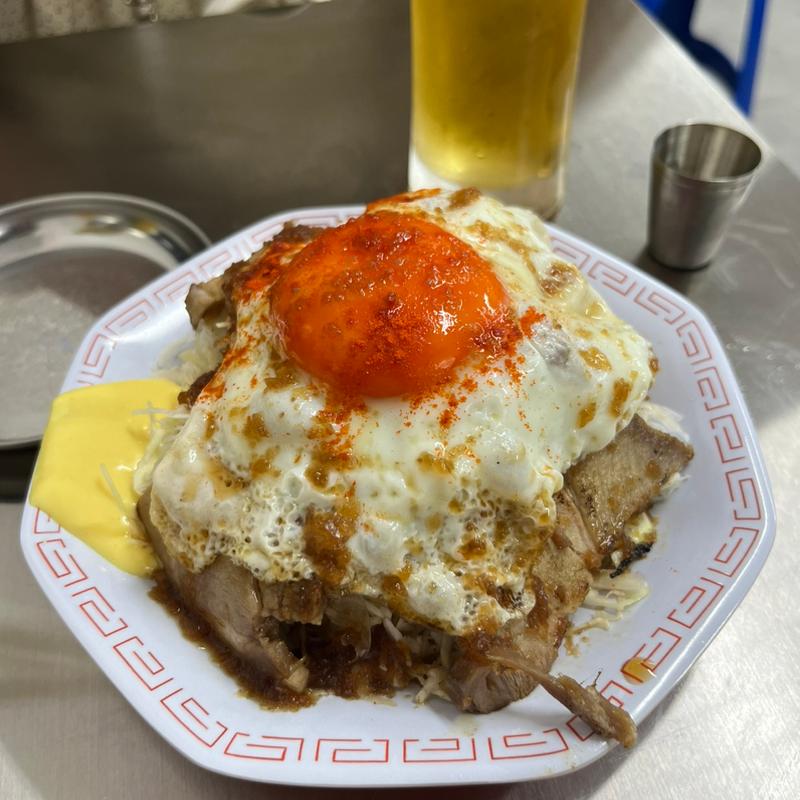 チャーシューエッグ定食(大衆食堂スタンドそのだ中野店)